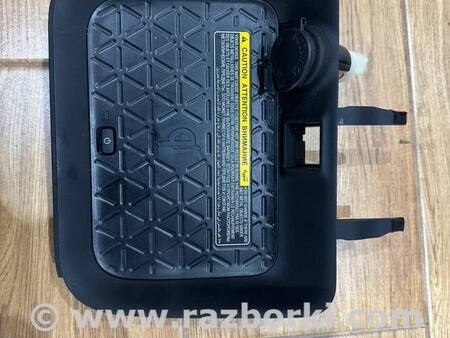 Бездротова зарядка для Toyota RAV-4 (2018-) Київ 861C042011C1