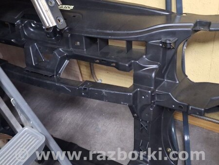 Передня панель радиаторов верхняя центральная для Volkswagen Caddy 3 (2003-2020) Житомир