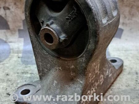 Подушка двигателя для Mitsubishi Grandis Киев MN103107