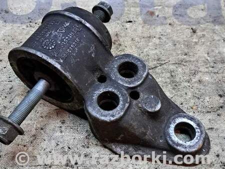 Сайлентблок для Volkswagen Passat B5 (08.1996-02.2005) Киев 8E0501521H