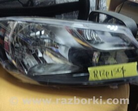 Фара передняя правая Volkswagen Caddy 3 (2003-2020)