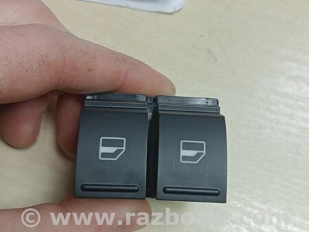 Кнопка стеклоподъемника дверная для Volkswagen Caddy 3 (2003-2020) Житомир