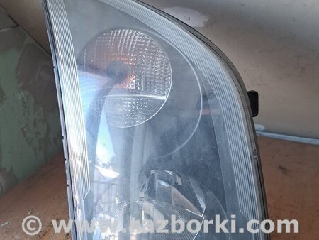 Фара передняя правая для Volkswagen Crafter Київ 2E1941016
