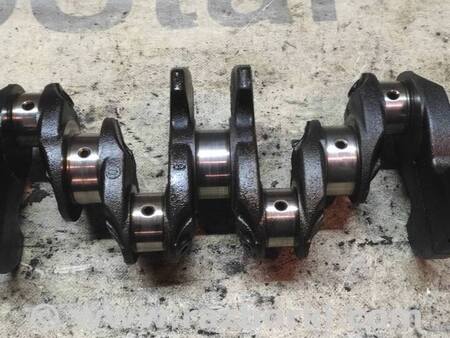 Коленвал для Mazda 323 BH, BA (1994-2000) Київ B3C711300B