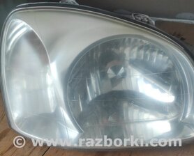 Фара передняя правая Hyundai Santa Fe SM (2000-2013)