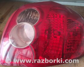 Фонарь задний правый Toyota Auris E150 (06-12)