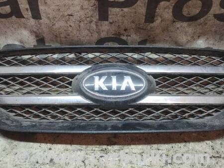 Решетка радиатора для KIA Carens 3 (06-13) Київ 863801D000