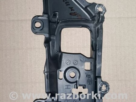 Накладка (кріплення) ручки двері передньої лівої для Toyota RAV-4 V XA50 (18-25) Київ 69278-X1B12