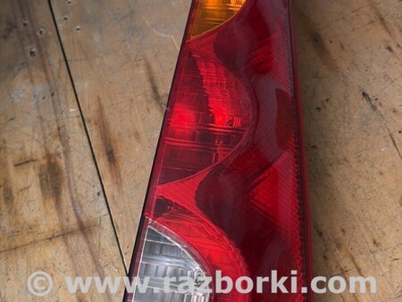 Фонарь задний правый для Nissan Note E11 (2006-2013) Київ 265509U000