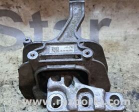 Подушка двигателя Skoda Octavia A7