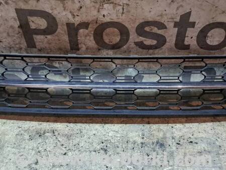 Решетка бампера для Skoda Octavia A7 Київ 5E0853677K9B9