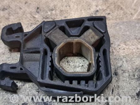 Подушка радиатора для Skoda Octavia A7 III SE (13-20) Київ 5Q0121367F