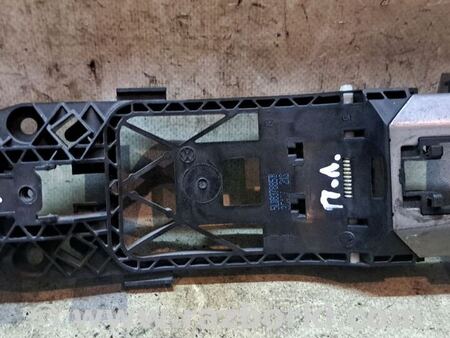 Кронштейн ручки для Skoda Octavia A7 III SE (13-20) Київ 5L0837885B