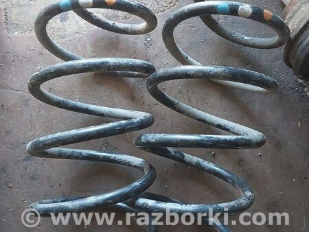 Пружина передняя правая для Volkswagen Caddy III Typ 2K +рест (04-15) Житомир