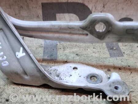 Петля капота правая для Skoda Octavia A7 III SE (13-20) Київ 5E0823302