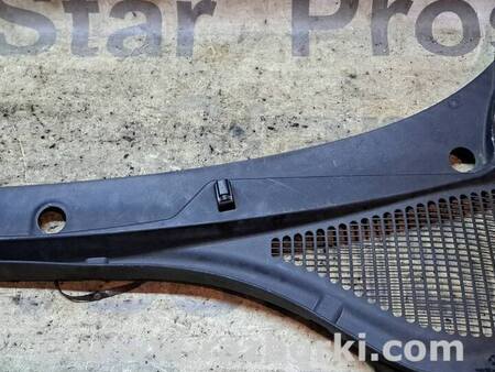 Пластик под лобовое стекло (Жабо) для Skoda Octavia A7 III SE (13-20) Київ 5E1819415A9B9