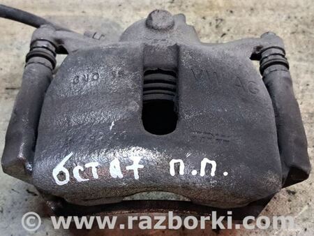 Суппорт передний правый для Skoda Octavia A7 III SE (13-20) Київ 8V0615124