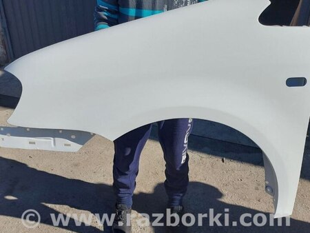 Крило переднє ліве для Volkswagen Caddy III Typ 2K +рест (04-15) Житомир