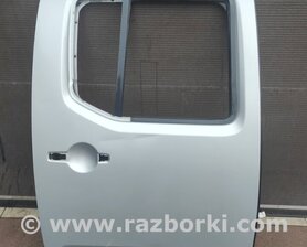 Дверь задняя правая Nissan Navara D40