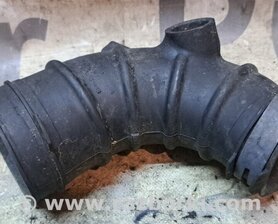 Шланг воздушного фильтра к ДВС Toyota RAV-4 II CA20W/XA20 (00-05)