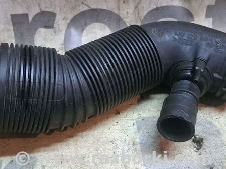 Шланг воздушного фильтра к ДВС для Skoda Octavia A4 I 1U (96-11) Київ 1J0129684CG
