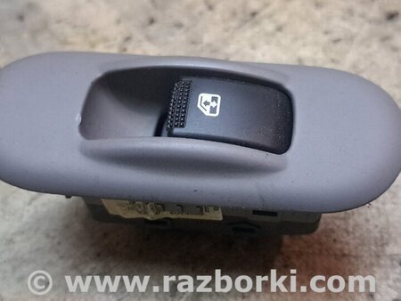 Кнопка стеклоподьемника для KIA Carnival 2 (06-14) Київ 935804D200KS