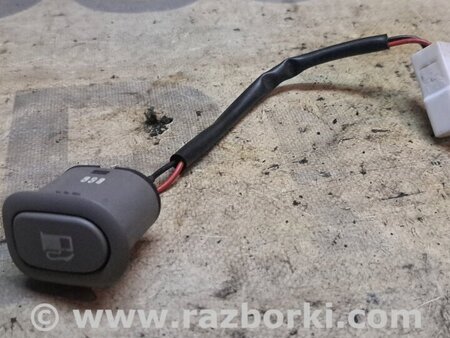 Кнопка открывания бензобака для KIA Carnival 2 (06-14) Київ 935904D010KS