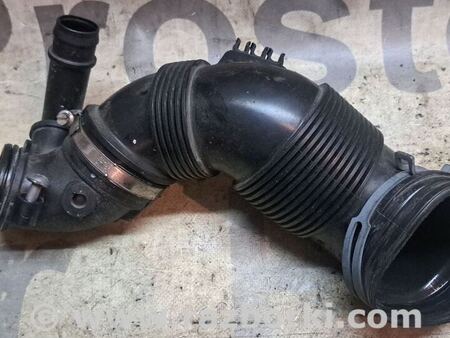 Шланг воздушного фильтра к ДВС для Skoda Octavia A5 II 1Z (04-13) Київ 5Q0129654E