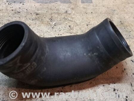 Патрубок турбины для Skoda Octavia A5 II 1Z (04-13) Київ 04L131521AE