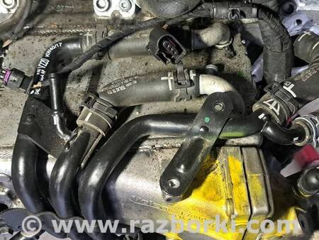 Впускной коллектор для Skoda Octavia A5 II 1Z (04-13) Київ 04L129711AC