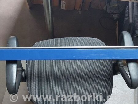 Направляюча середнього ролика рельса для Volkswagen Caddy III Typ 2K +рест (04-15) Житомир