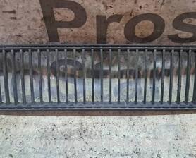 Решетка переднего бампера Skoda Superb