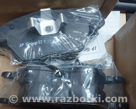 Колодки тормозные передние Volkswagen Caddy III Typ 2K +рест (04-15)