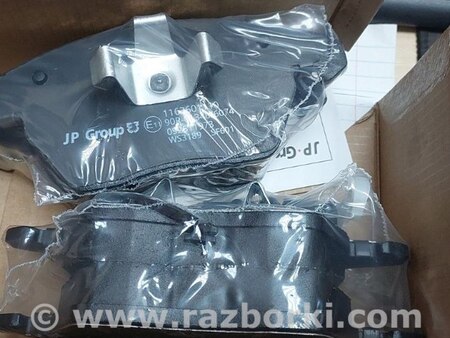 Колодки тормозные передние для Volkswagen Caddy III Typ 2K +рест (04-15) Житомир