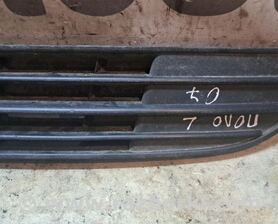 Решетка переднего бампера Volkswagen Polo 9N (2001-2012)