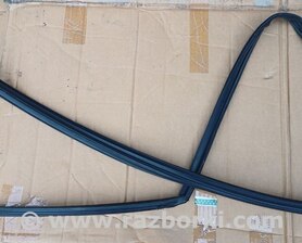 Ущільнювач гумка дверцята Toyota RAV-4 V XA50 (18-25)