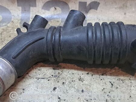 Шланг воздушного фильтра к ДВС для Skoda Octavia A4 I 1U (96-11) Київ 06A133354G