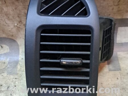 Дефлектор торпеды для KIA Carnival 2 (06-14) Київ 974904D000VA