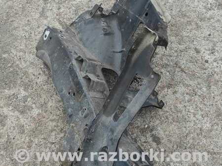 Брызговик передний левый для KIA Carnival 2 (06-14) Київ 645014D010