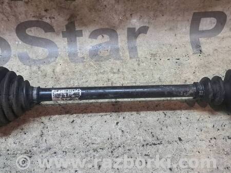 Полуось передняя левая в сборе для Volkswagen Passat B5 (08.1996-02.2005) Київ 8D0407271DF