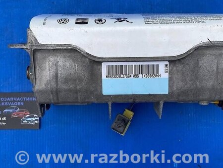 Подушка безпеки бічна аірбаг для Volkswagen Golf V Mk5 (03-08) Костопіль 1k0880204H