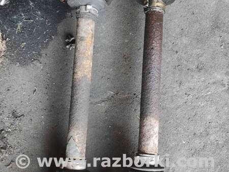 Полуось передняя левая для Volkswagen Caddy III Typ 2K +рест (04-15) Київ 1K0407271DQ