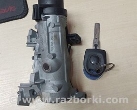 Замок запалювання Volkswagen Caddy III Typ 2K +рест (04-15)
