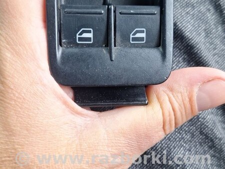Кнопка стеклоподьемника для Volkswagen Caddy III Typ 2K +рест (04-15) Житомир