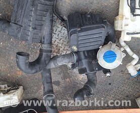 Воздушный фильтр (корпус) Volkswagen Caddy III Typ 2K +рест (04-15)
