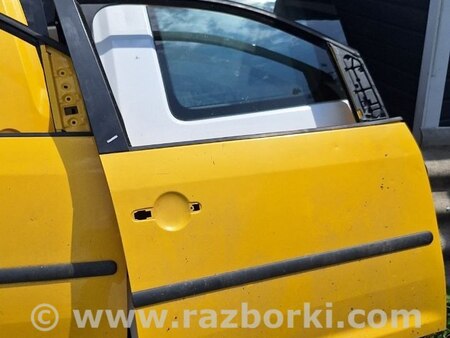 Двері передні для Volkswagen Caddy III Typ 2K +рест (04-15) Житомир