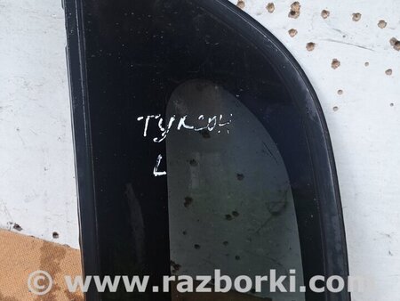 Стекло боковое глухое заднее левое для Hyundai Tucson I JM (04-10) Київ 878102E020