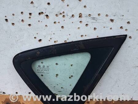 Стекло боковое глухое заднее правое для Hyundai i30 I FD (07-12) Київ 878202L010