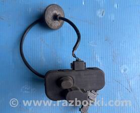 Активатор лючка бензобака Volkswagen Golf VI Mk6 (08-12)
