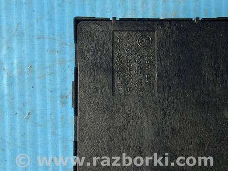 Блок кнопок стеклоподъемников для Volkswagen Golf VI Mk6 (08-12) Костопіль 1k4 959 857 B